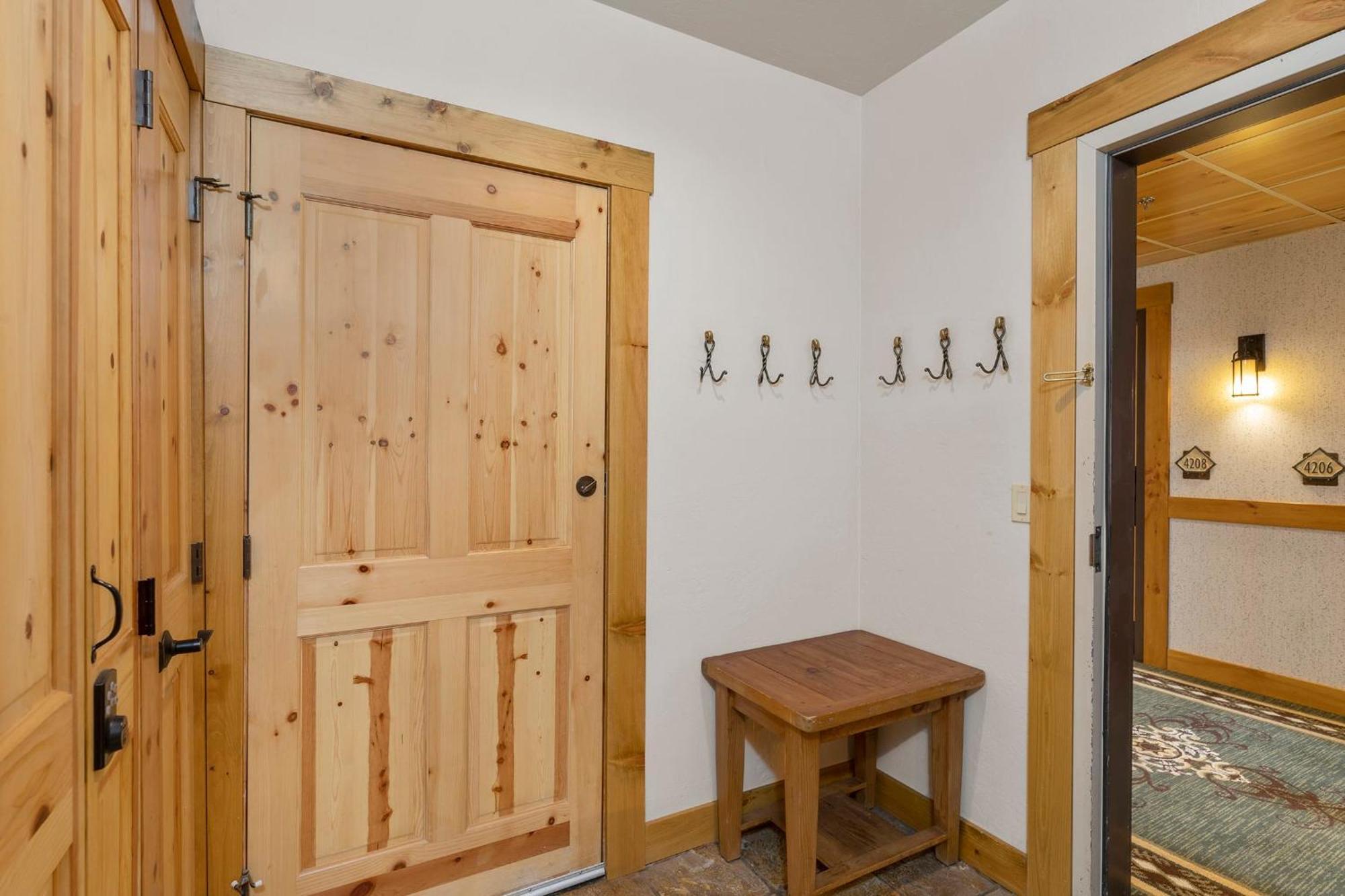 2 Bedroom Condominium - Luxury Skiin And Out Телърайд Екстериор снимка